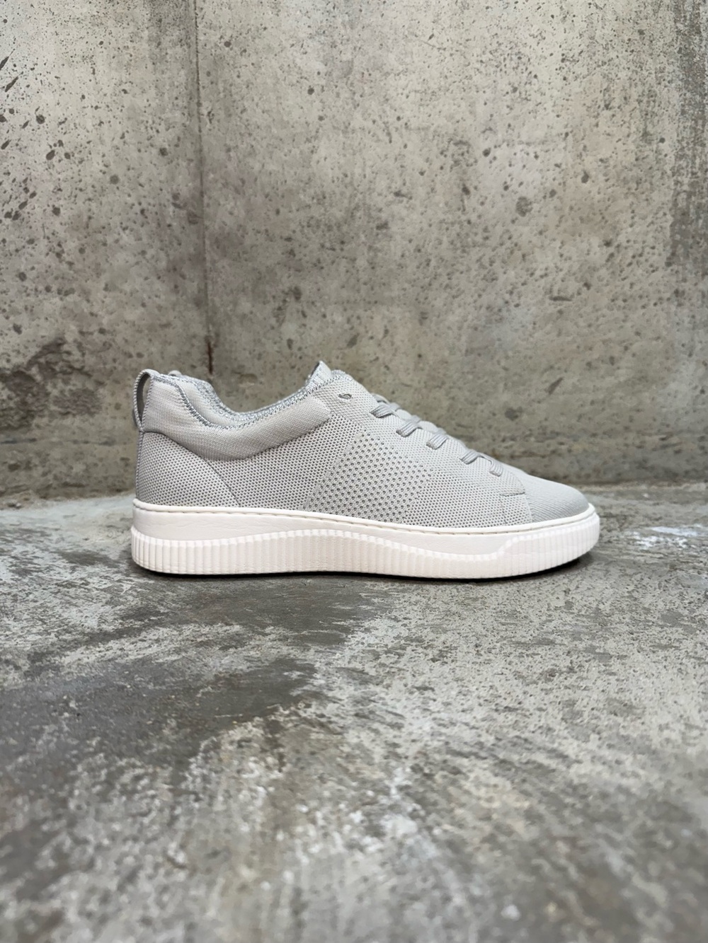 Sofft Faro Knit Comfort Sneakers Gray Size 9